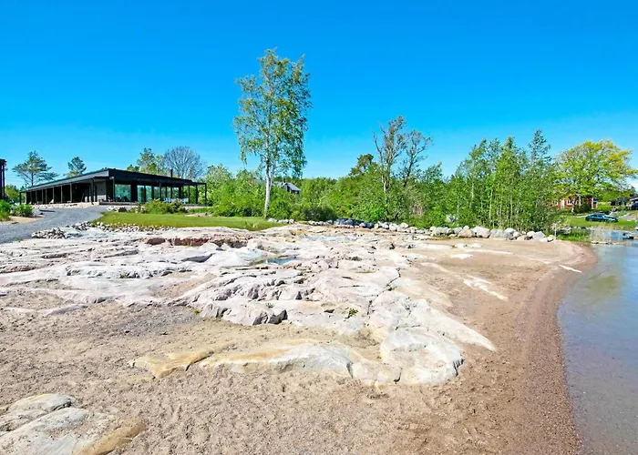 Marina B12 By Interhome